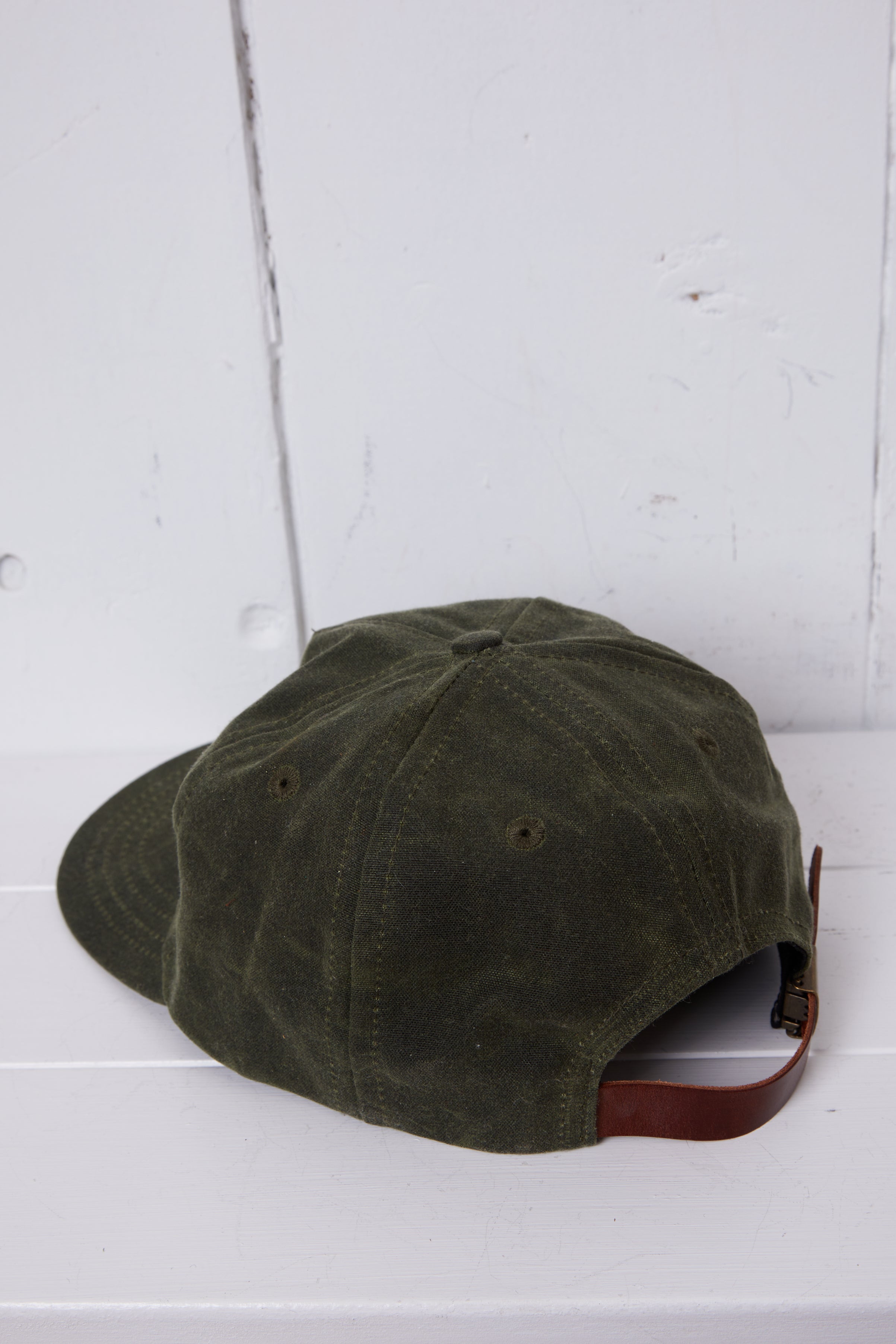 WAXED OLIVE CAMPER HAT