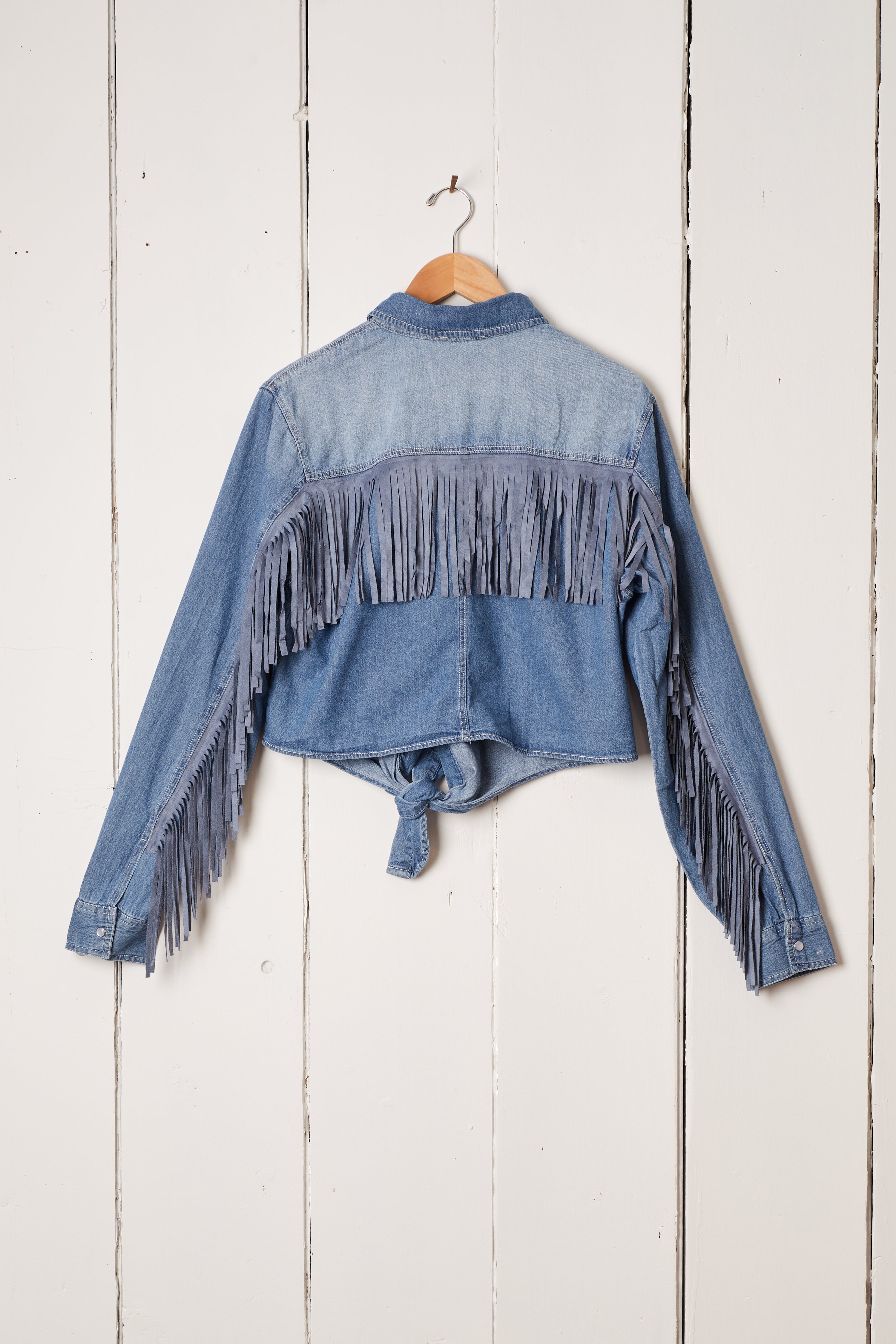 DENIM STUDDED FRINGE WESTERN SHIRT