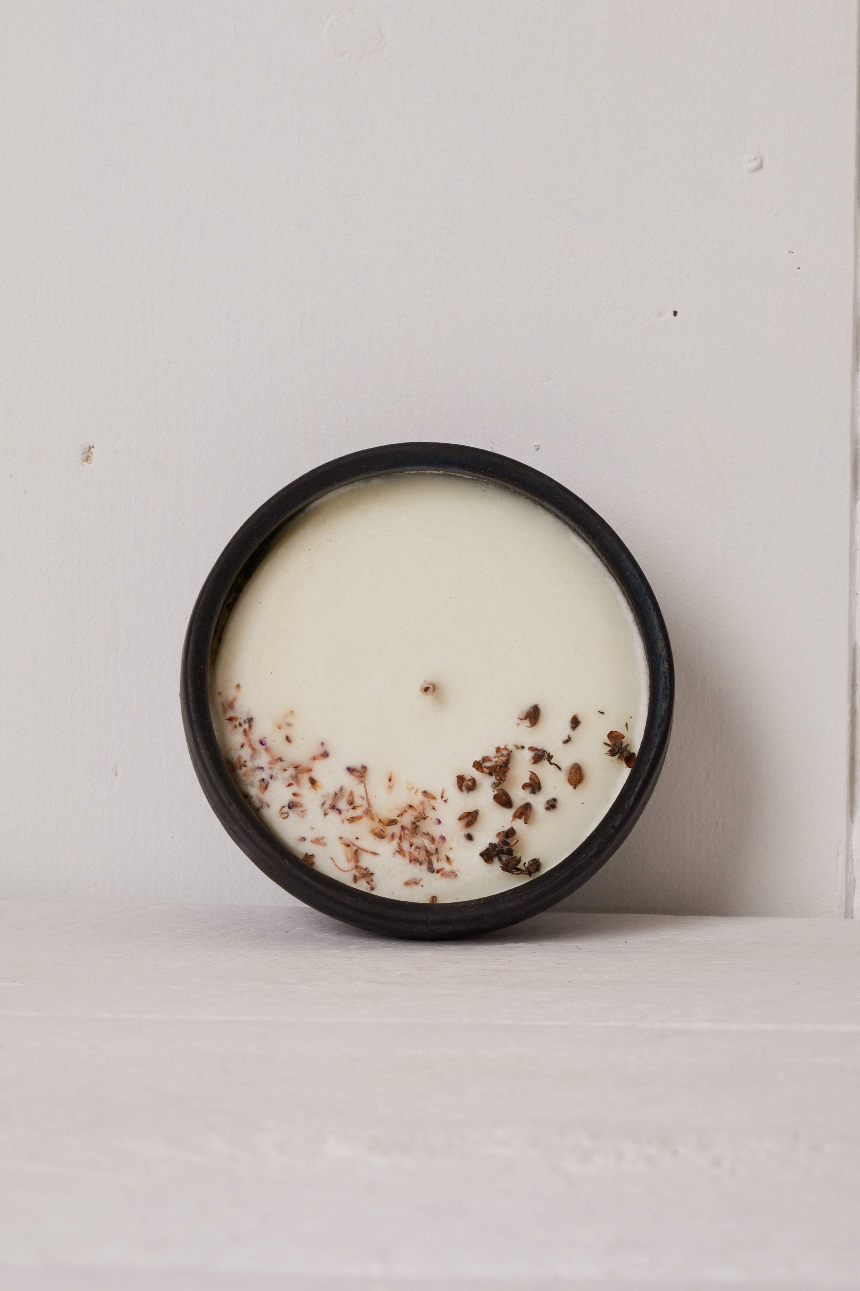 OAXACA BLACK POTTERY CANDLE