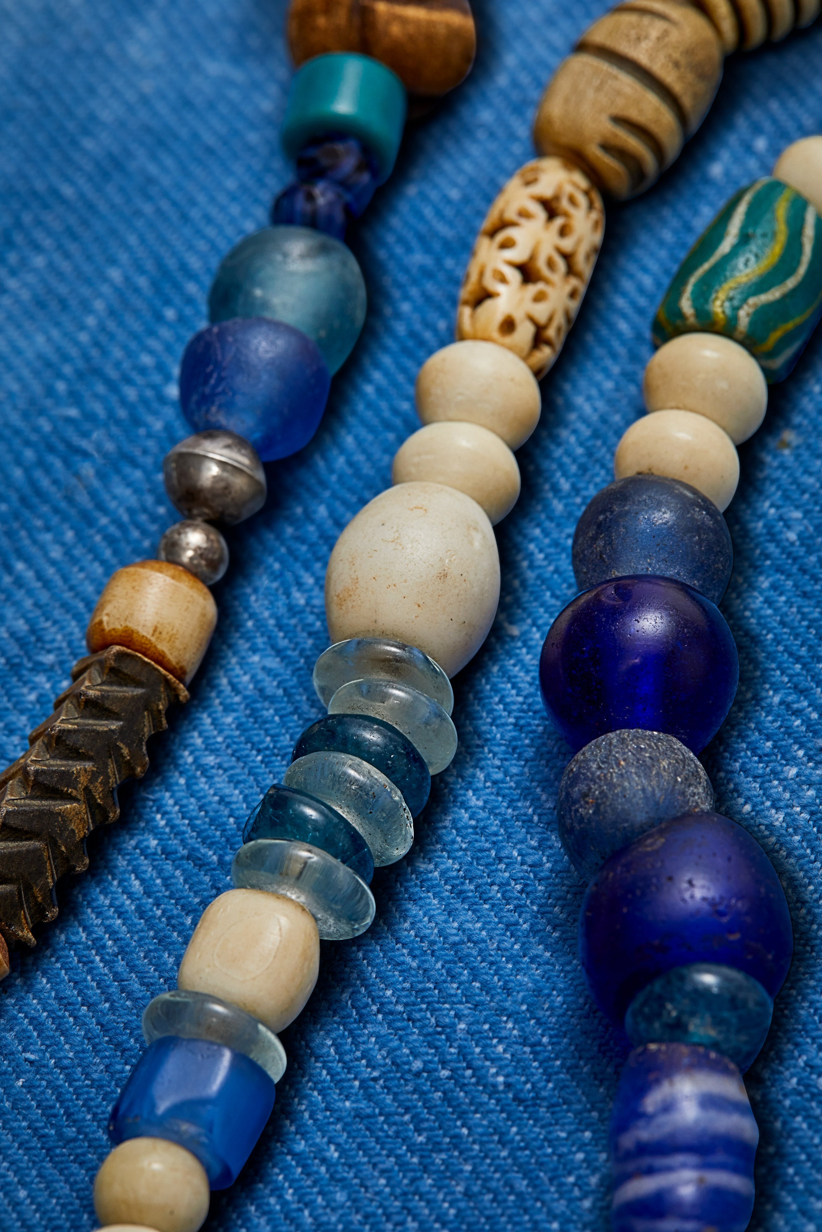 SHADES OF BLUE ULTRA LONG WRAP-AROUND NECKLACE