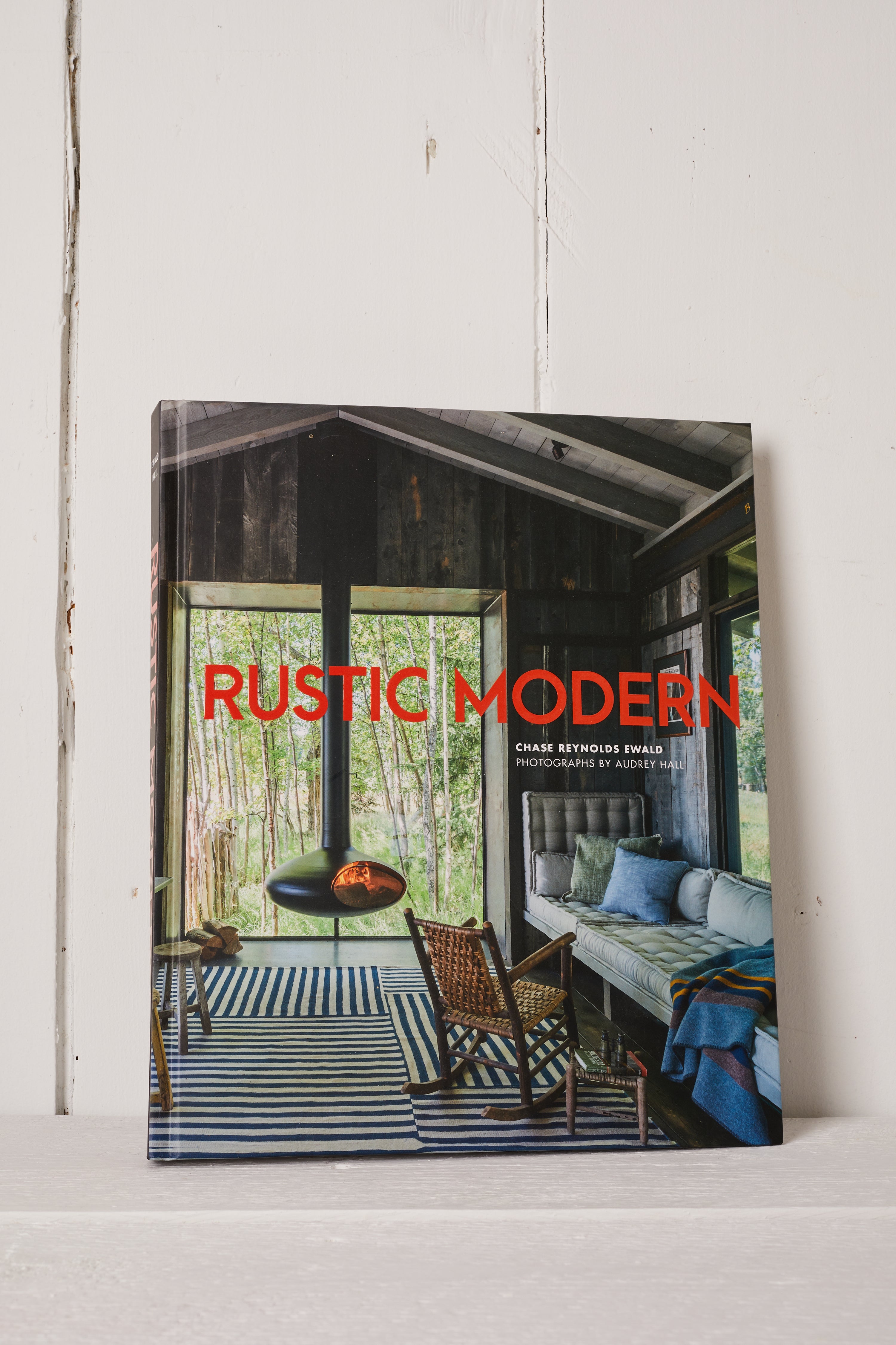 RUSTIC  MODERN