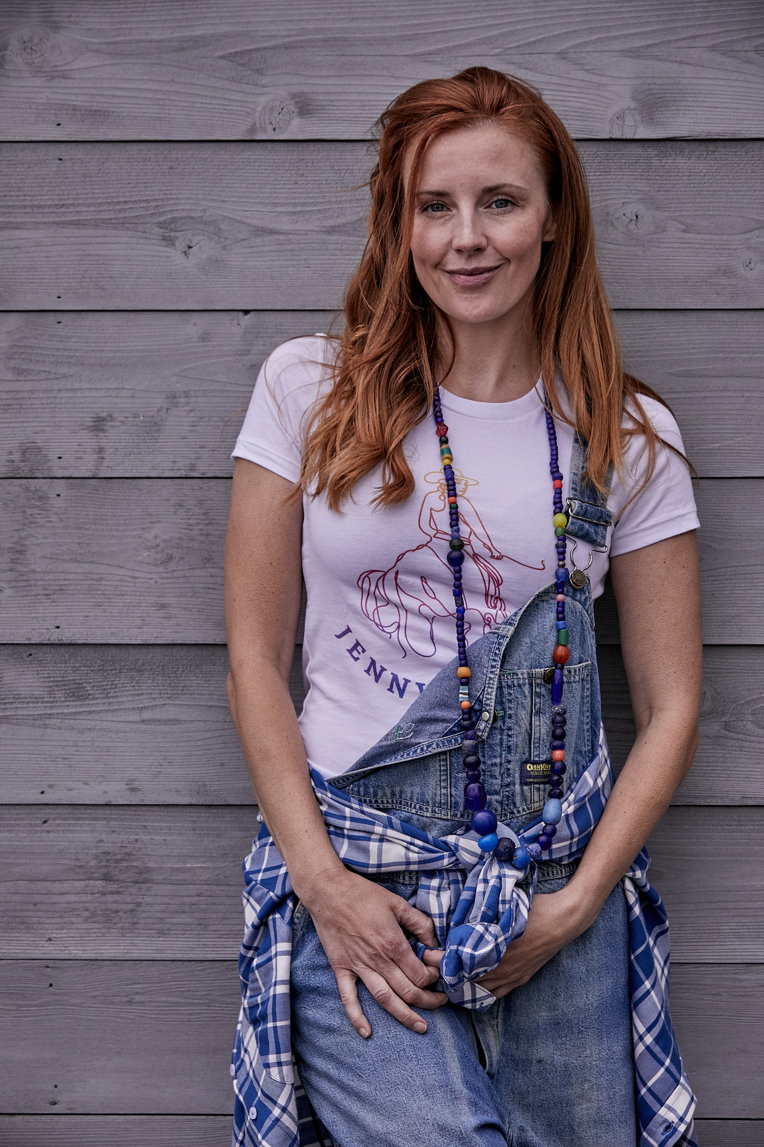 JENNY’S BARN WOMENS RAINBOW FITTED TEE