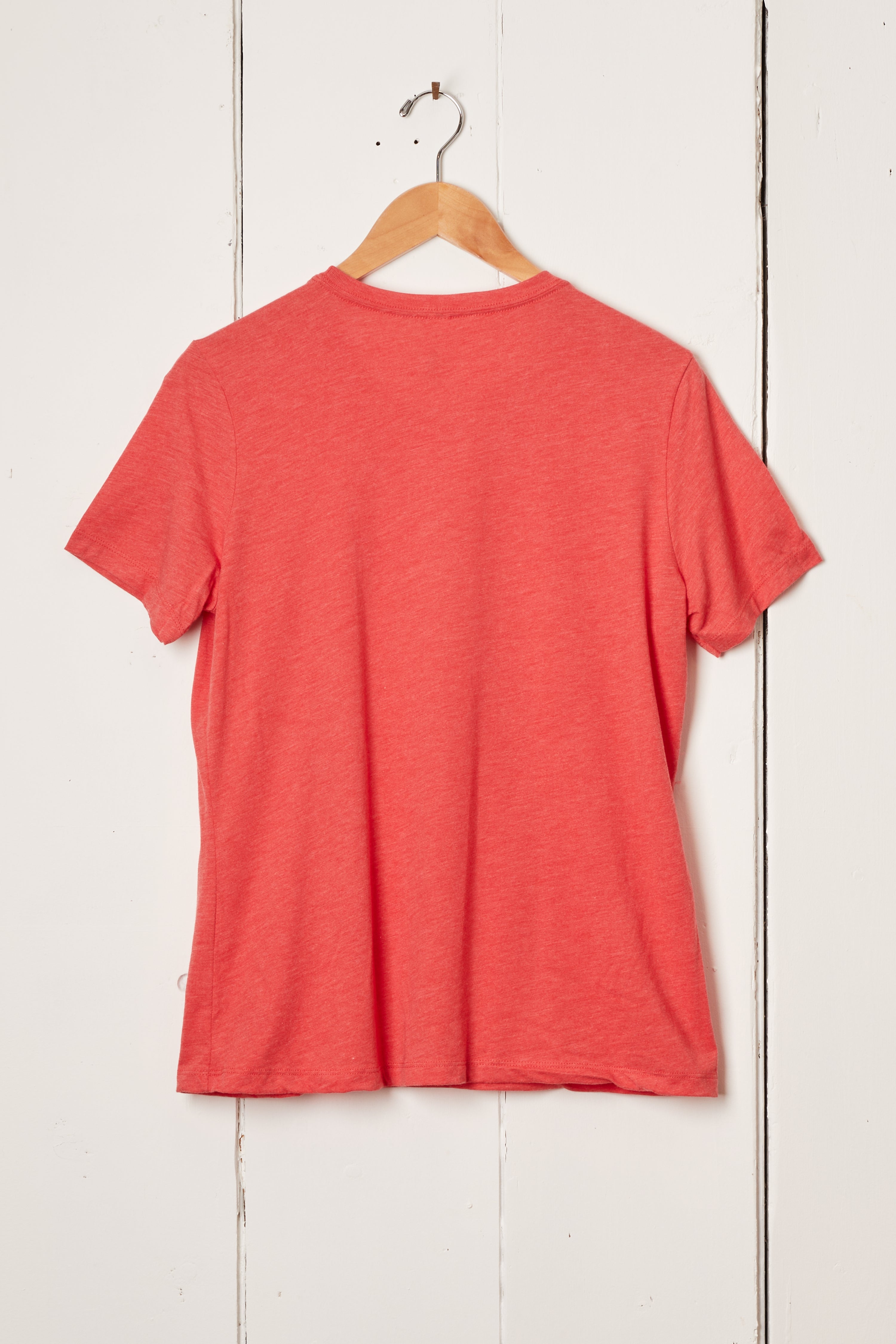 JENNY’S BARN WOMENS RED FITTED TEE
