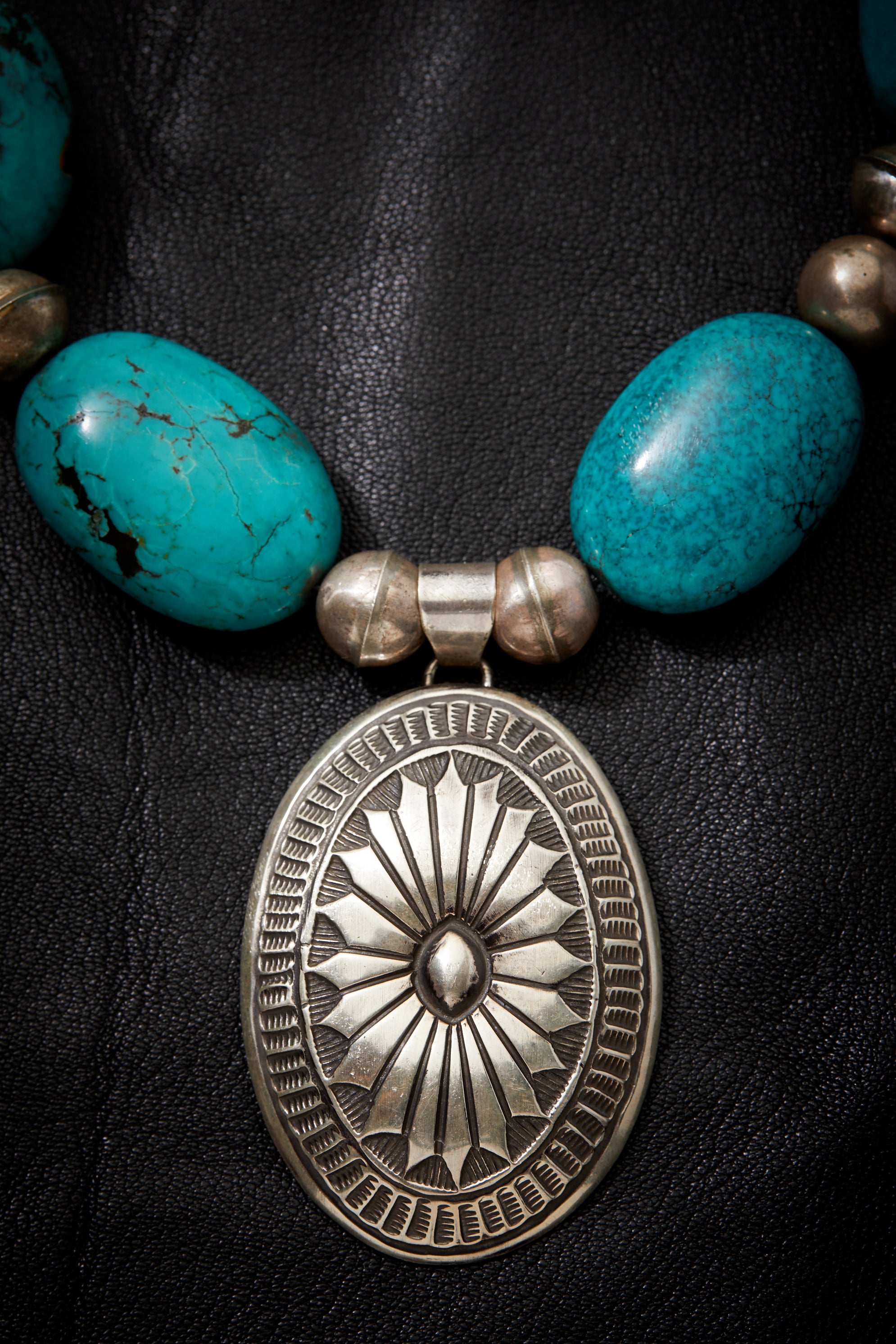 LARGE TURQUOISE STONE AND CONCHO PENDANT NECKLACE
