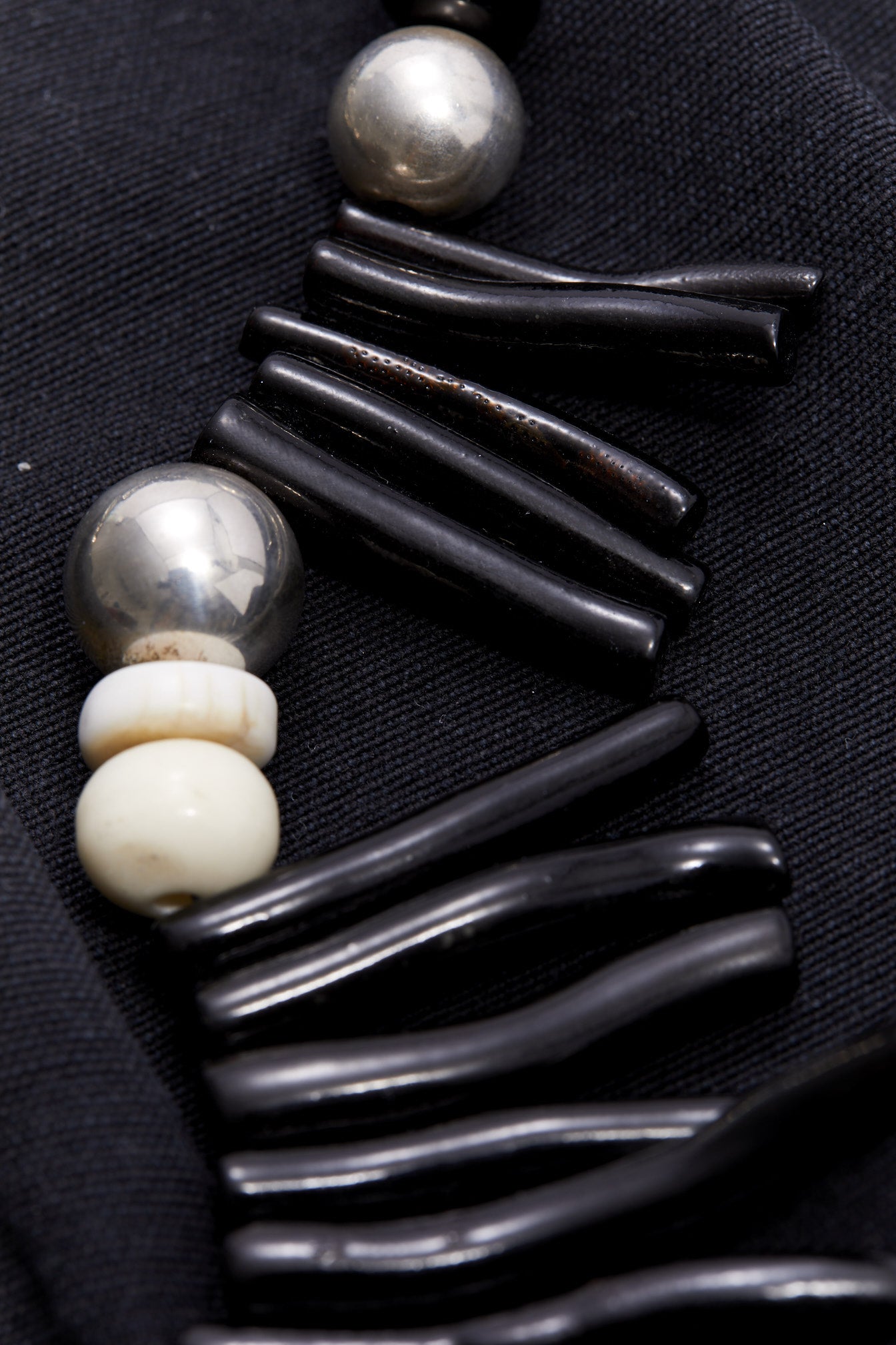 DOUBLE STRAND BLACK CORAL AND CONCH SHELL NECKLACE