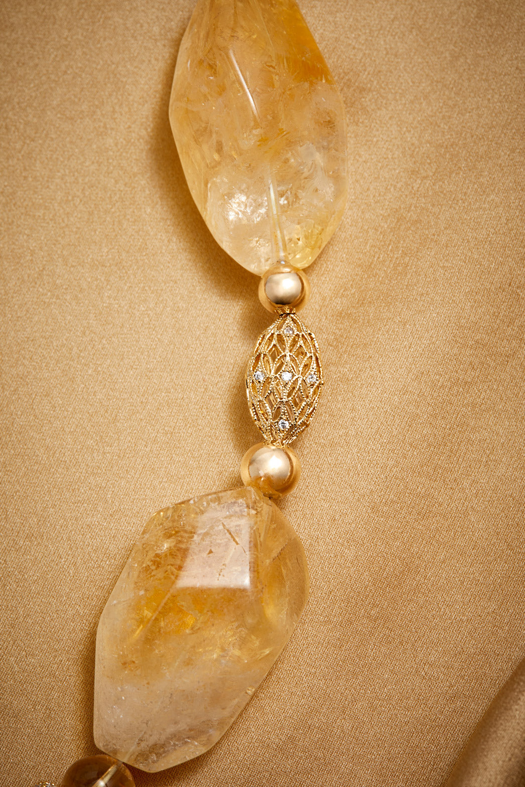 14K GOLD CTRINE AND CUBIC ZIRCONIA LIONESS NECKLACE