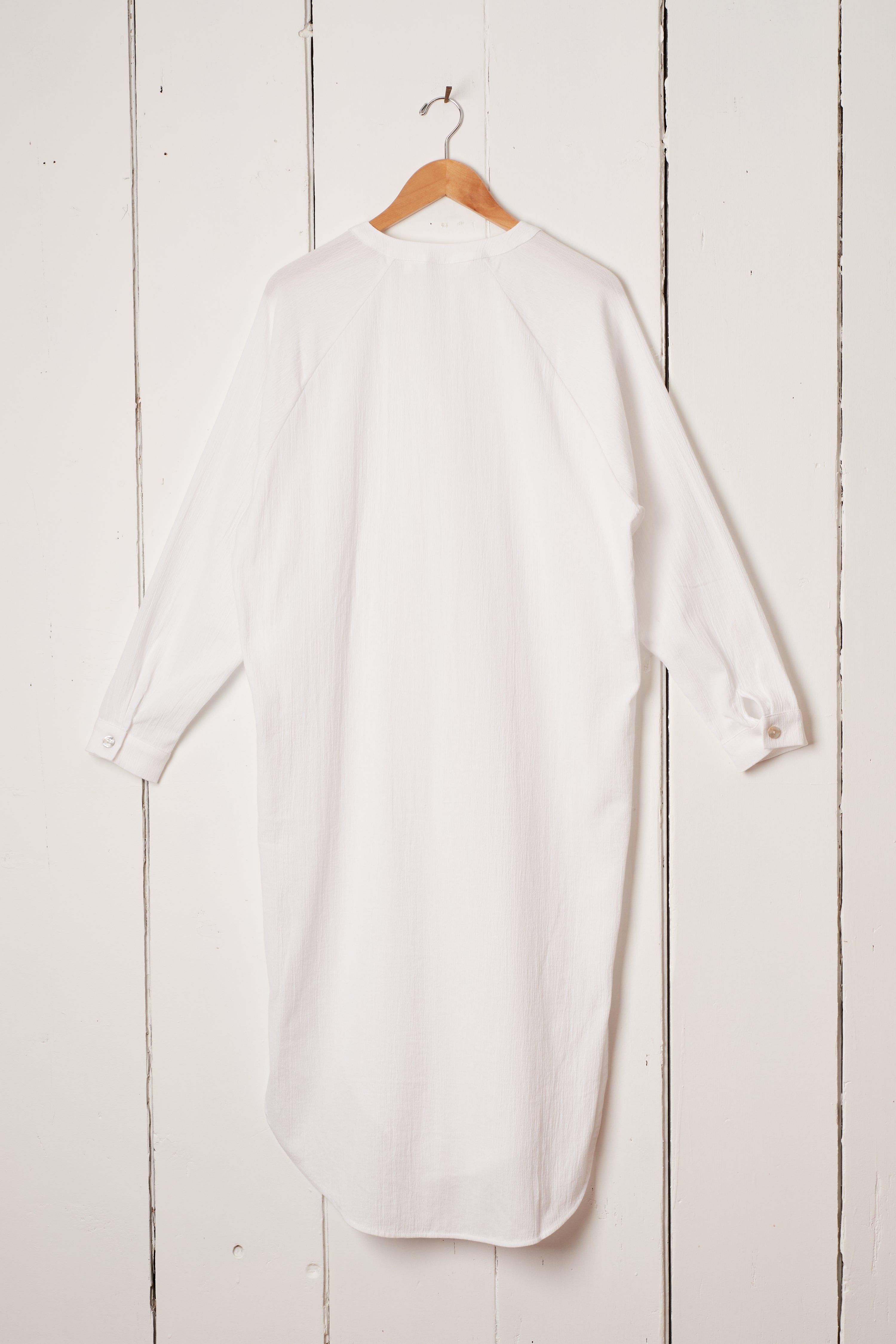 WHITE TIERRA SHIRT - ONE SIZE