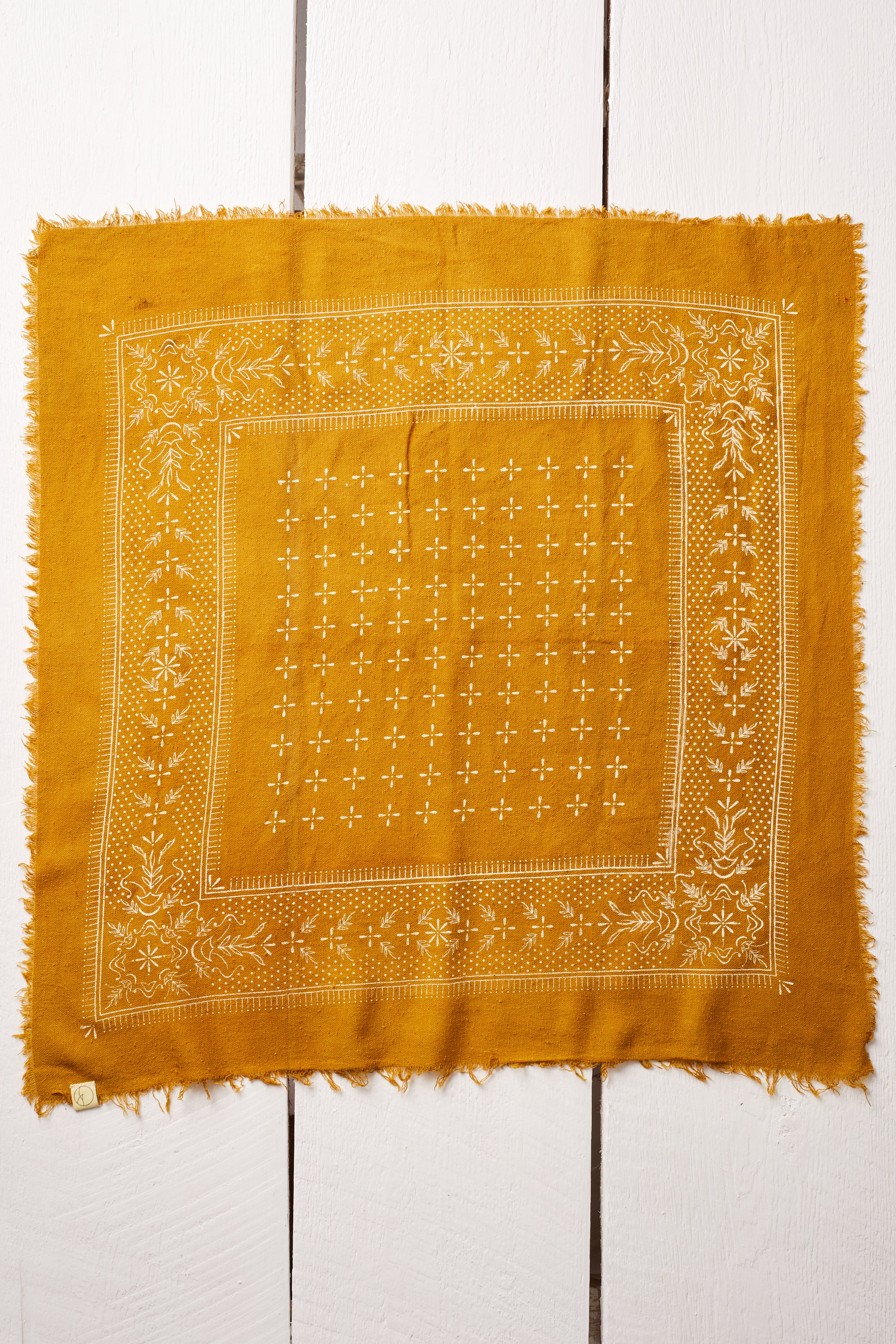 NATURALLY DYED GOLD BANDANA WH