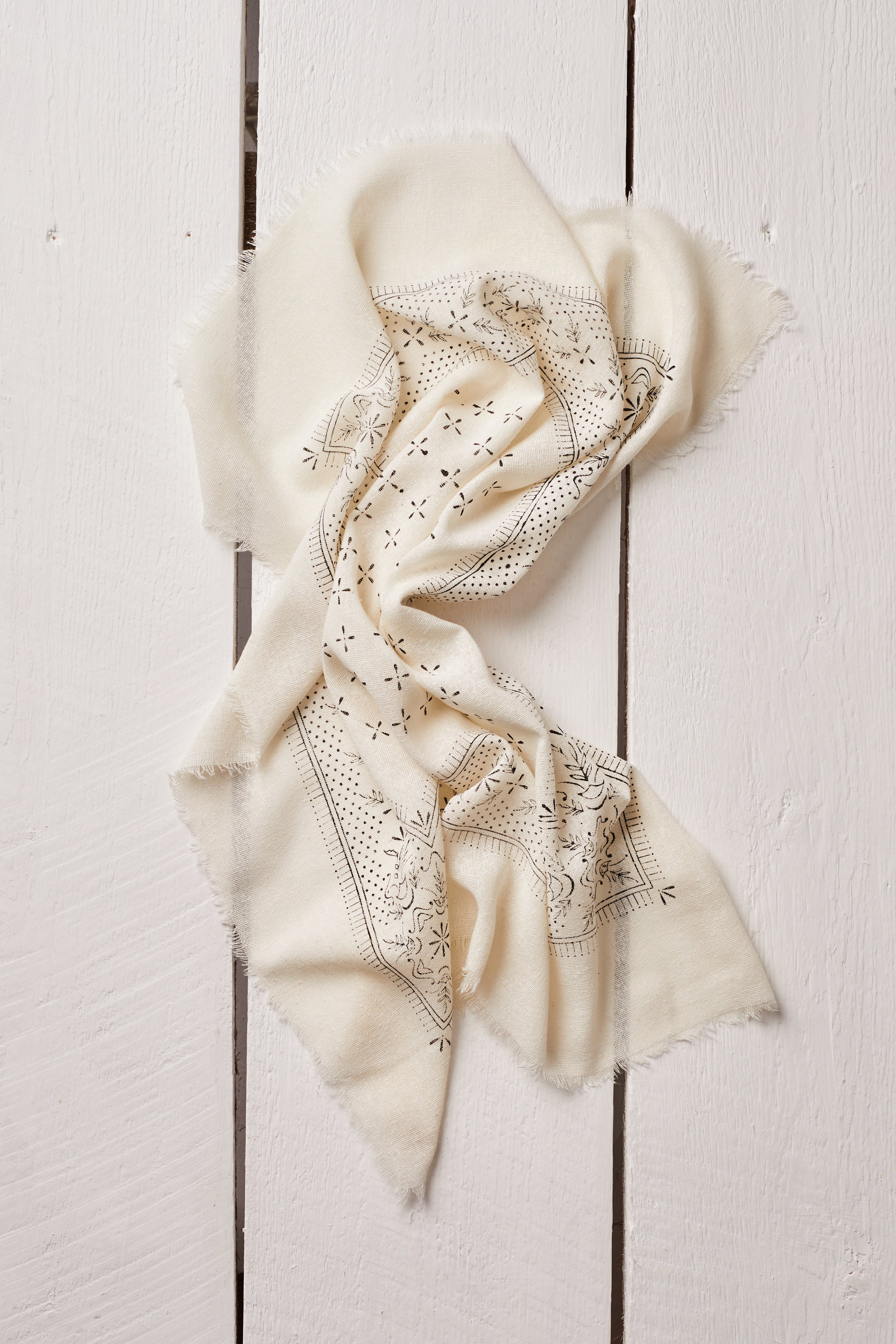 NATURALLY DYED CREAM BANDANA