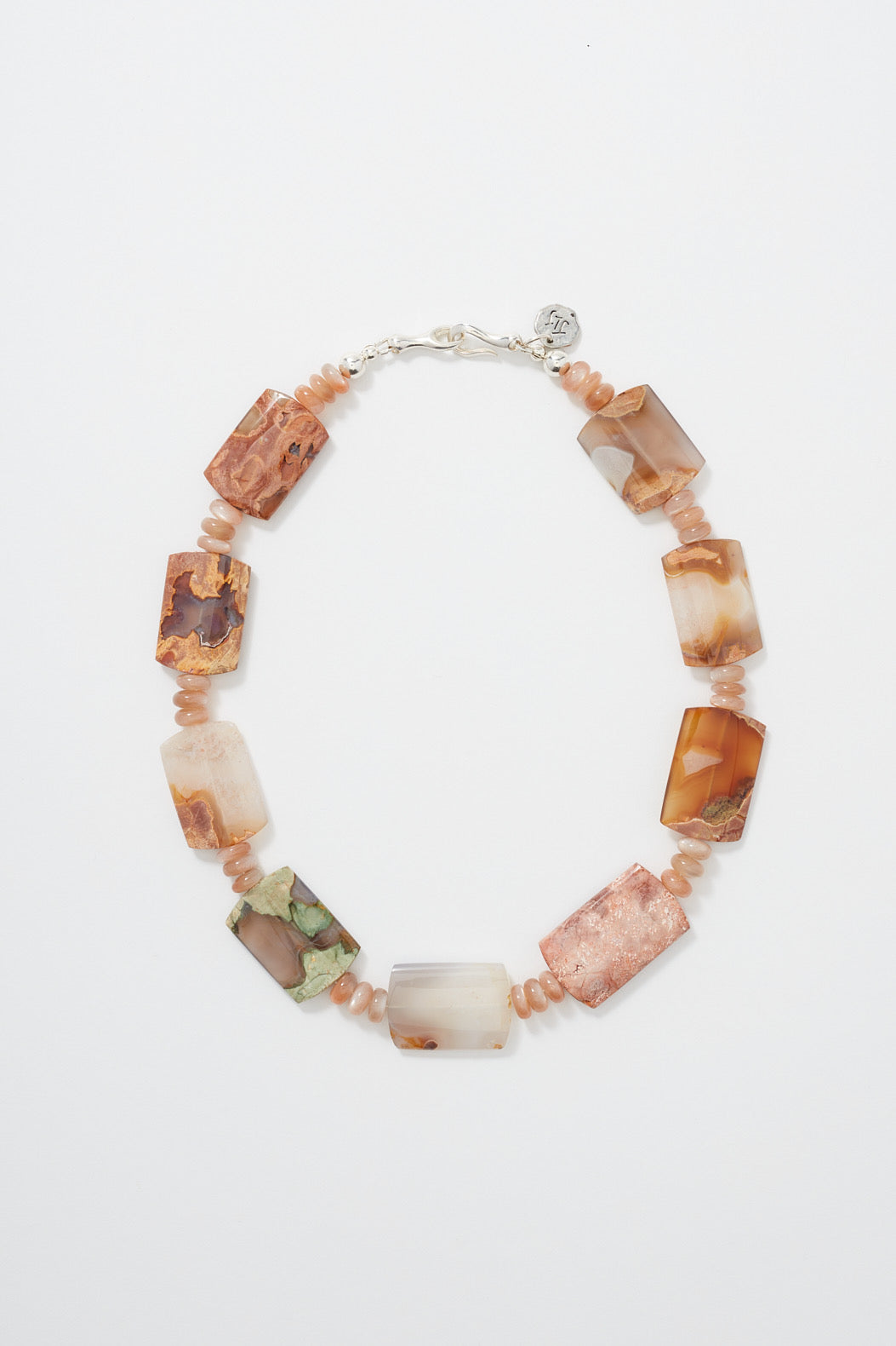 MYSTERIOUS SAND DUNES NECKLACE
